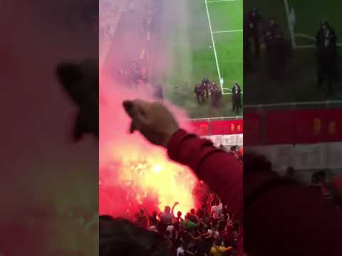 Galatasaray UltrAslan pyro away at Olympique Marseille back in 2021 #galatasaray #ultraslan #pyro