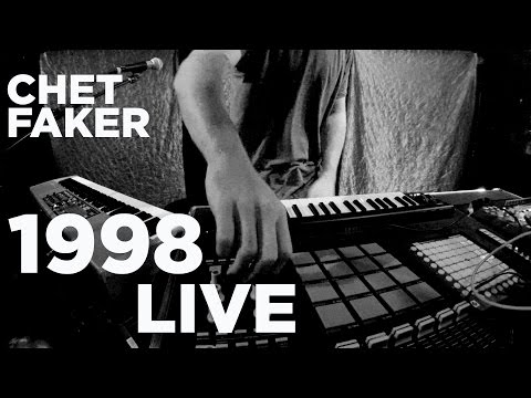 Chet Faker — '1998' (Live)