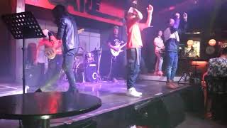 Shut up and dance - JBK