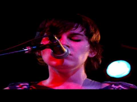 13/16 Kaki King - (Part 1 of 2) Introducing Steve + You Don't Have To Be Afraid [w/ Damon Cox] (HD)