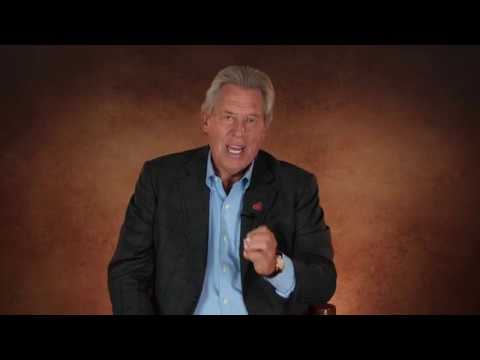 CREDIBILTY - A Minute With John Maxwell, Free Coaching Video