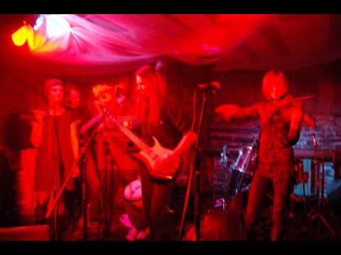 Ēnu Kaleidoskops - Sobora Ēnā