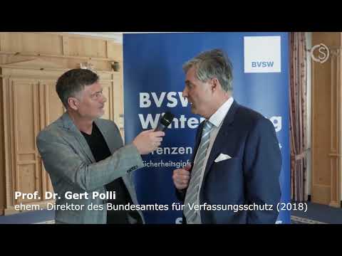 Hat Putin Recht ? In Deutschland gilt das Besatzungsrecht Zusammenfassung Politiker CDU Linke SPD