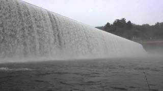 preview picture of video 'Fries Virginia Dam a closer view'