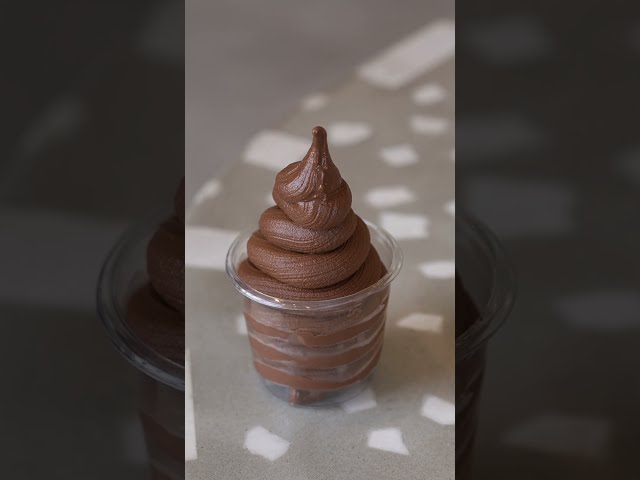 شوكلت ايس كريم