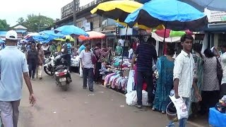 preview picture of video 'Mapusa Friday Market At Goa, India - Goa Tourism'