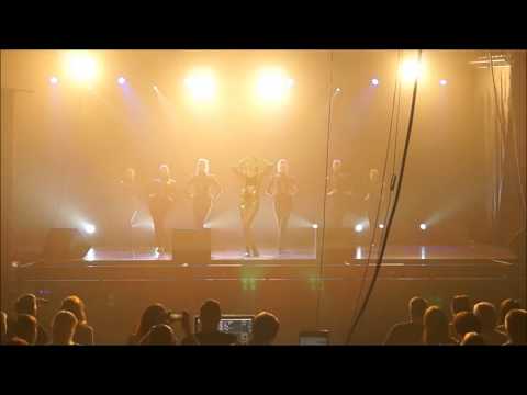 Vogue | Happy Birthday, PRO!