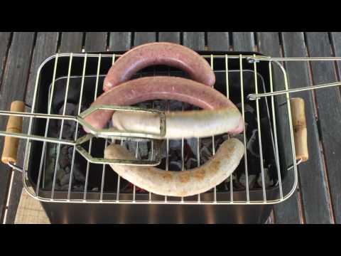 Grill-Bratwurst ohne Konservierungsstoffe und Kutter