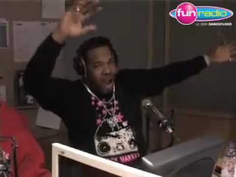 Busta Rhymes ft  Spliff Star-World Go Round Live