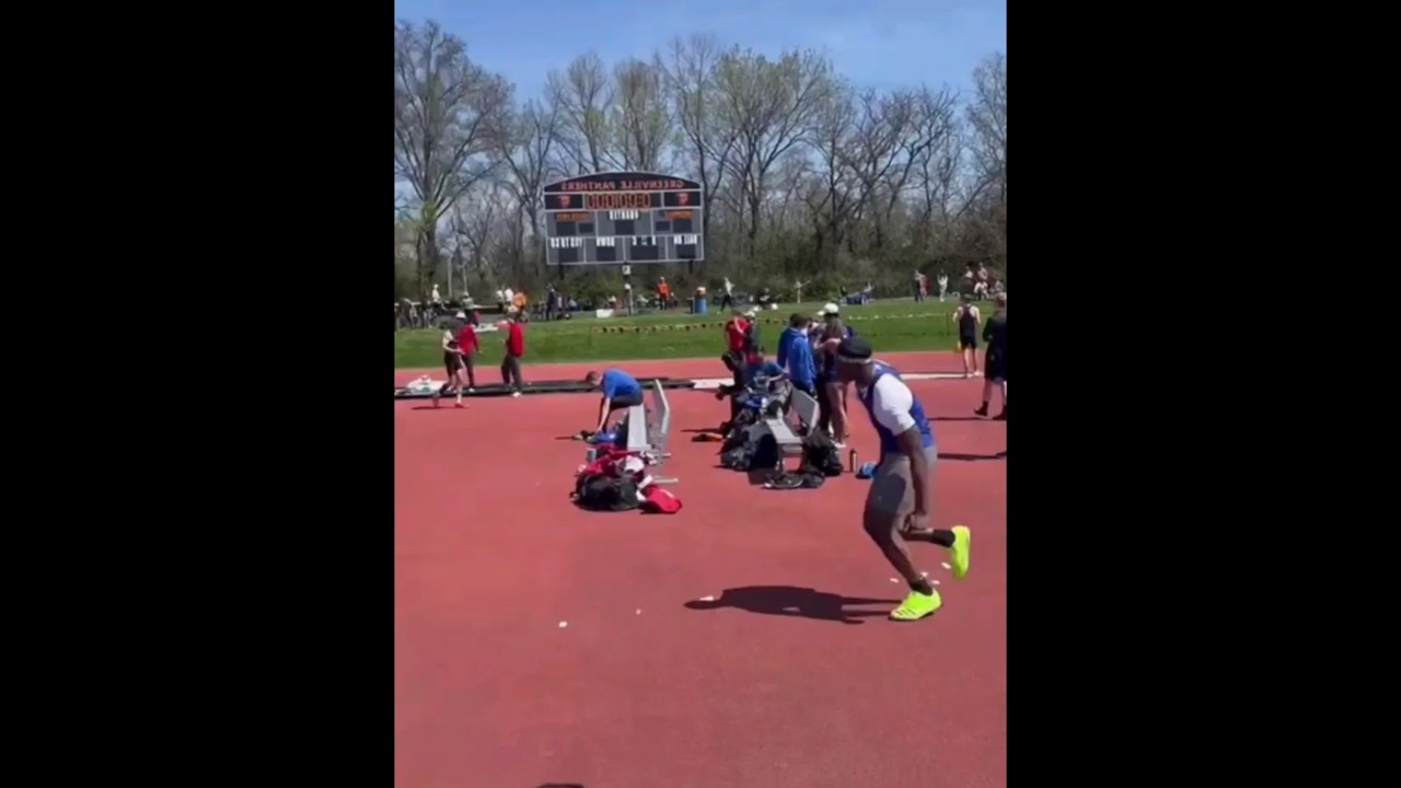 When you lie on your resume.😁😂🤣 #comedy #laugh #funny #shorts