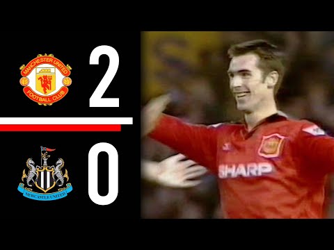 Manchester United v Newcastle United | Highlights | 1994/1995
