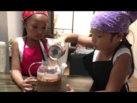 Cheena napalunok ‼️‼️😅😅. Ice candy Making with ate Chunsa