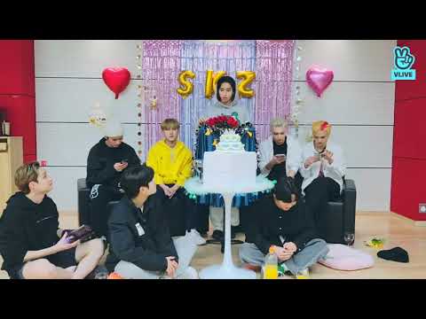 [ENG/ESP SUB] Stray Kids 🥰 Vlive (11-12-2021)