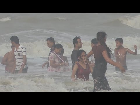 Hotness In Sea, It's Amazing......