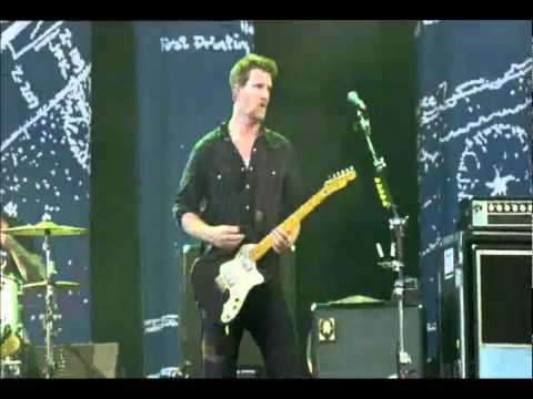 Queens Of The Stone Age - The Fun Machine Took A Shit & Died @ Rock Werchter 2011