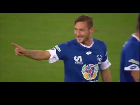 Francesco Totti scores goal with assist of Diego Maradona    Believe your eyes !!!