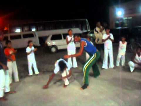 Capoeira em Pedro Canario-ES -Prof: Derley, Graduada Andurinha e inst: Adriano