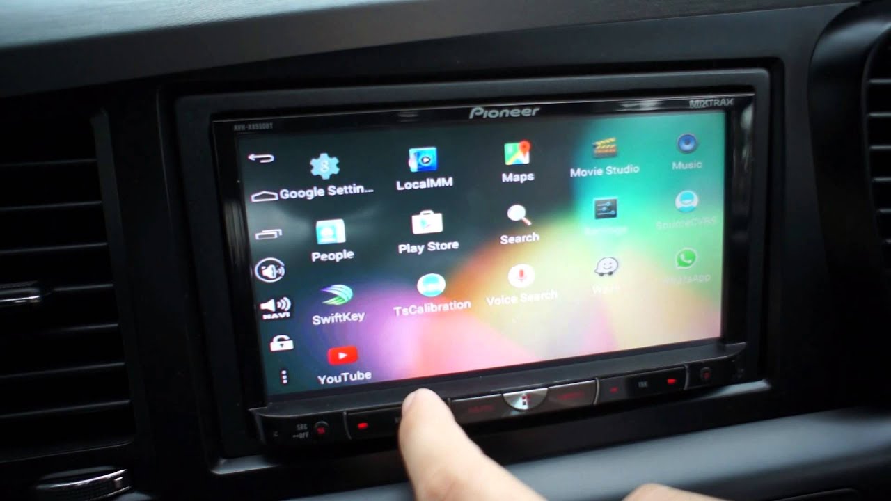 Автомагнитола PIONEER AVH-X8550BT