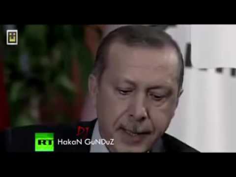 Putin singt wie Ibrahim tatlises und kerdugan heult 😂😂😂