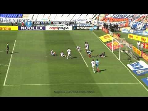 Zaldivia le niega el gol a Furch. Godoy Cruz 1 Arsenal 0. Final 2014. Fecha 9. Fútbol Para Todos.