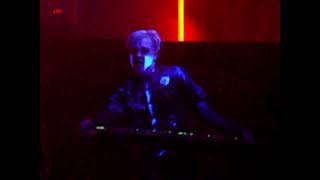 Crossbreed - Painted Red &amp; Beg 2006