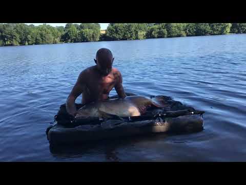 Cherpont Lake - All inclusive carp fishing lake in France