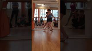 Adorning walk and pivots, Tango Followers Technique with Veronica Toumanova