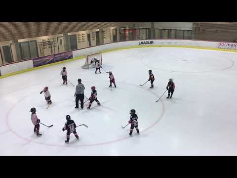 Минутка игры Vipers Black vs Vipers White.. Митьков в этот раз номер 75.. забивает шайбу