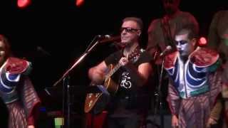 León Gieco - Sueño con Serpientes