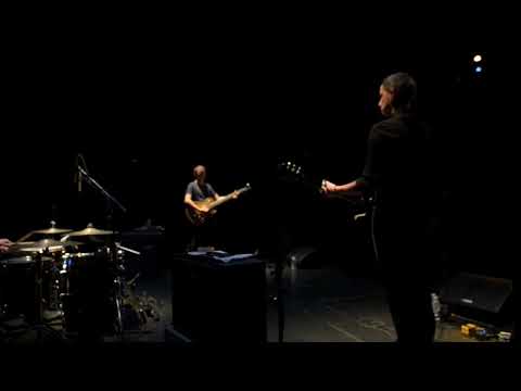 Rivulets - Everybody’s On The Run (Live)