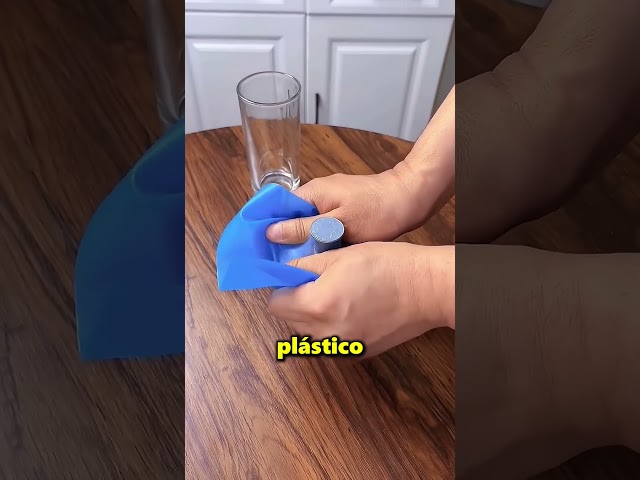 Vídeo relacionado con Enjoyer Flipper Coin Morgan Trucos de magia de la moneda en accesorios de la botella Accesorios magia profesional Props