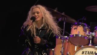 Kristina Bærentsen - Her einki varir við