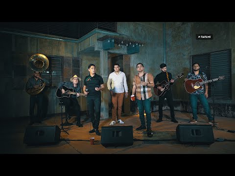 Grupo Varones ft Los De La Loma - El Bravo (en vivo) | TIA FILMS