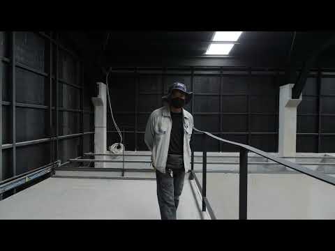 ช่างคุย เรื่อง ชั้นลอย