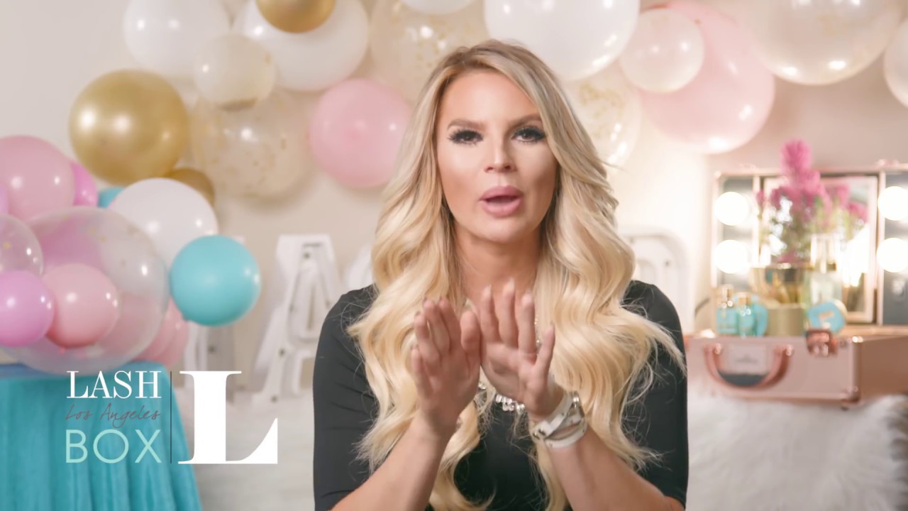 What are Mega Volume Eyelash Extensions? Most common questions about Mega Volume.