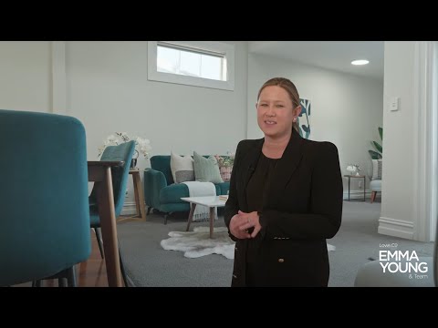 11 Roxburgh Street, Mount Victoria by Emma Young & Craig Lowe