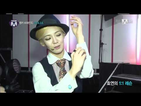 SNSD Hyoyeon Yuri  Before Performing Mr Mr  Live