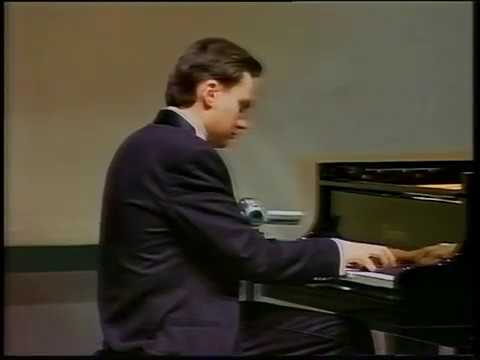 Sergey Koudriakov / J.S. Bach - A. Siloti: Prelude in B Minor
