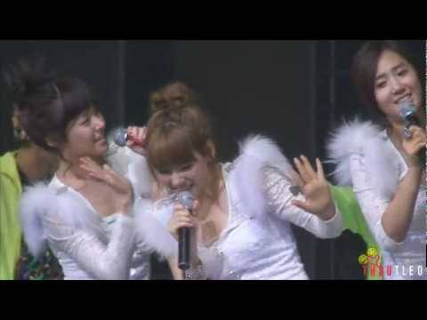 [Fancam] 091230 Taeyeon SNSD - SNSD with KGM