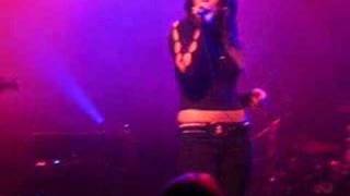 Cassie Steele -- &quot;Blue Bird&quot; (Live)