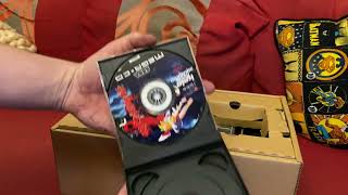 Finally putting the games in my boxed Sega mega cd, let’s see what’s inside.