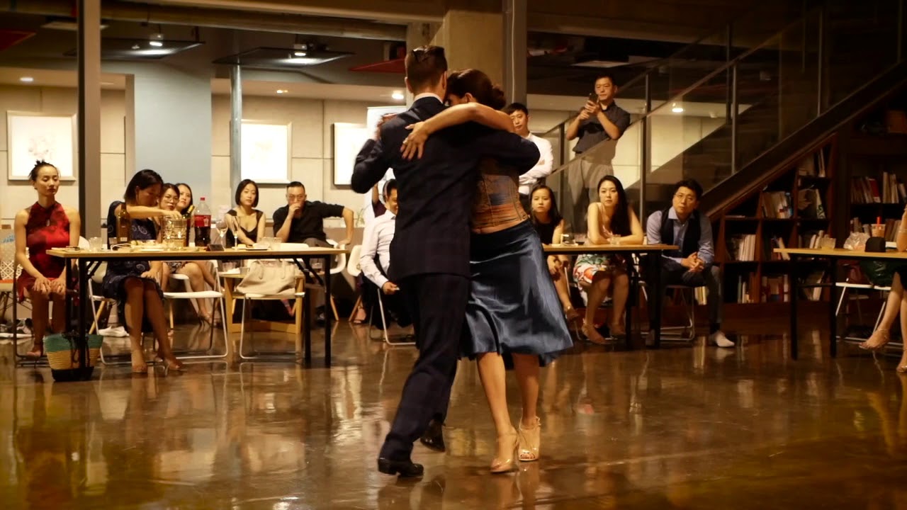 Javier Rodriguez y Fatima Vitale en Beijing 2017 Master Show Milonga 1/4