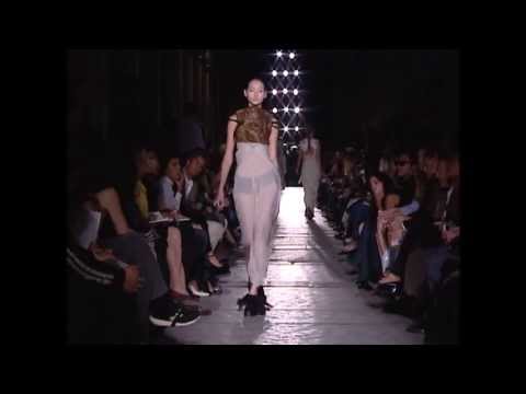 RICK OWENS ' WISHBONE ' SPRING / SUMMER 2007 WOMENS