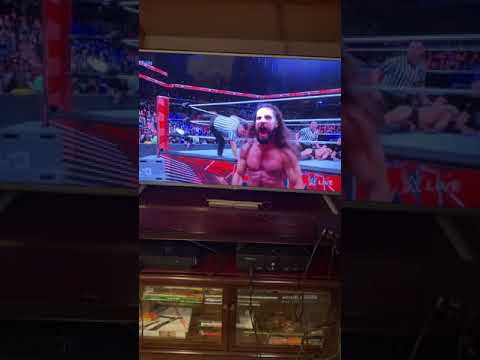 Fan Attacks Seth Rollins On WWE RAW! 11/22/21
