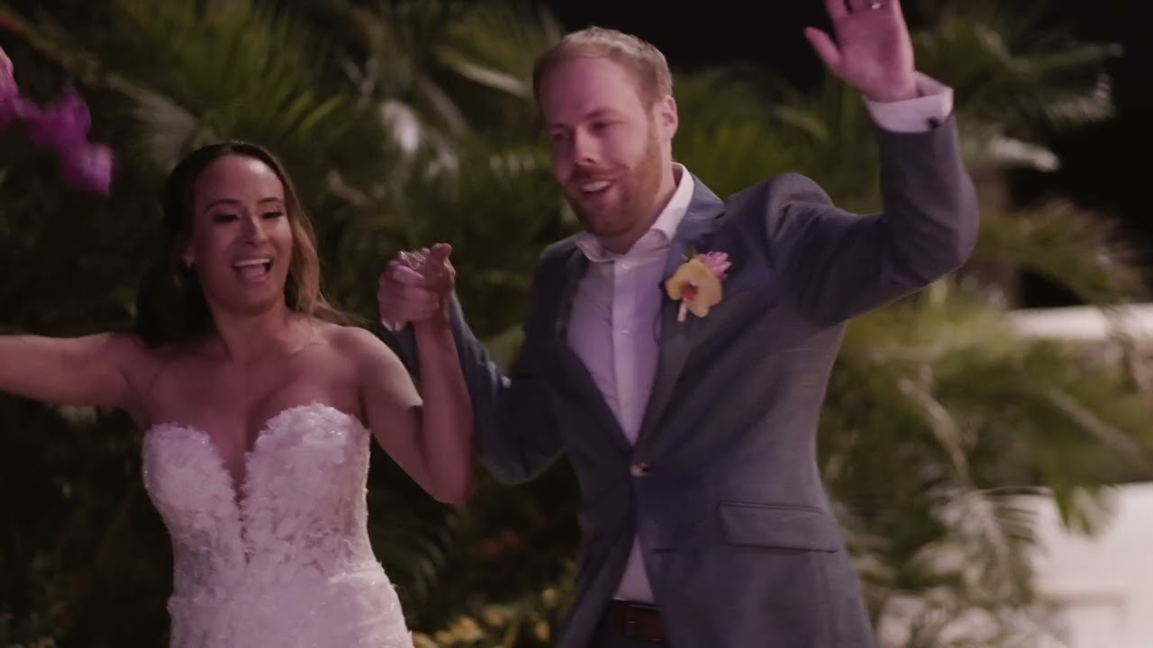 Wedding Reception in Ocotal Private Villa • Alexandria + Janssen