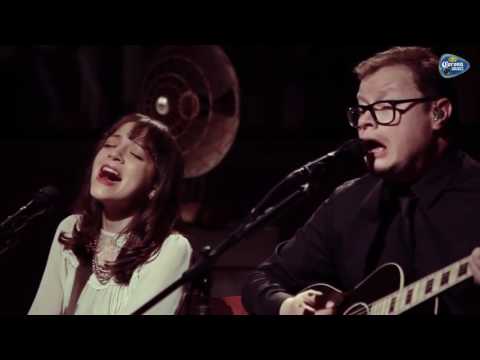 Leonel García Ft  Natalia Lafourcade - Confieso "Acustico" (Corona music)