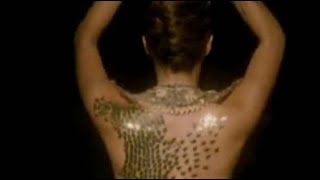 Shakira - Hips Don't Lie (LYRICS) -- FULL HD --