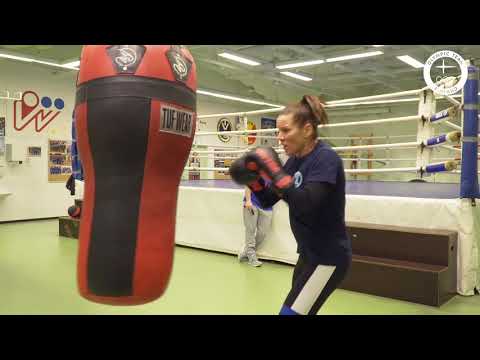 Treenisalilla olympiapronssimitalisti Mira Potkosen kanssa 6/6