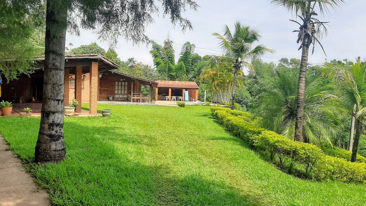 CHÁCARA PARA ALUGAR LINDA E ACONCHEGANTE NO AMBIENTE TRANQUILO EM MEIO A NATUREZA EM BOFETE/SP.