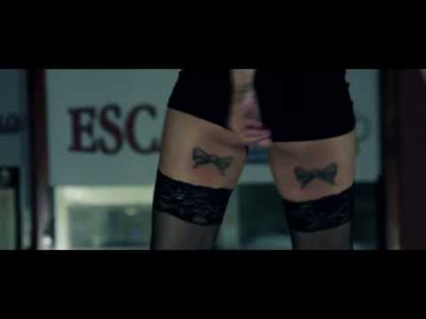 90 Millas - Ella Va (Official Music Video)